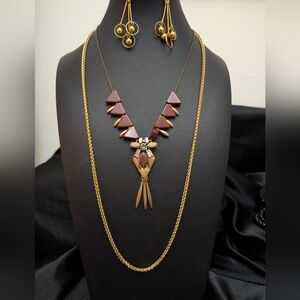 #10. Vintage J. Crew Golf & Lucite Stone & Rhinestone & Gold Wheat Chain